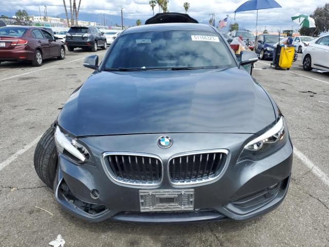 WBA2F9C31H7A40351 - 2017 BMW 230I 灰色 照片 5
