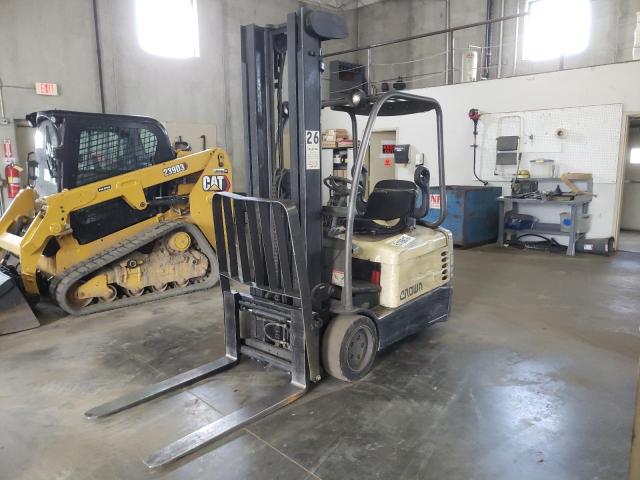 9A122322 - 2001 CROW FORKLIFT YELLOW photo 2