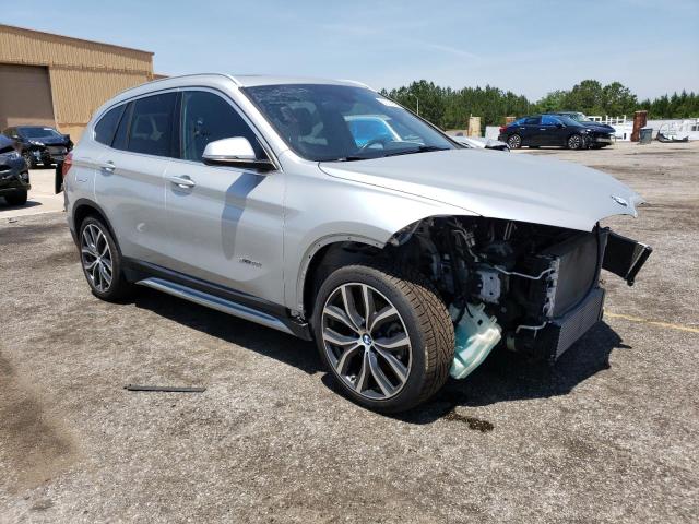 WBXHT3C31H5F76069 - 2017 BMW X1 XDRIVE28I SILVER photo 4