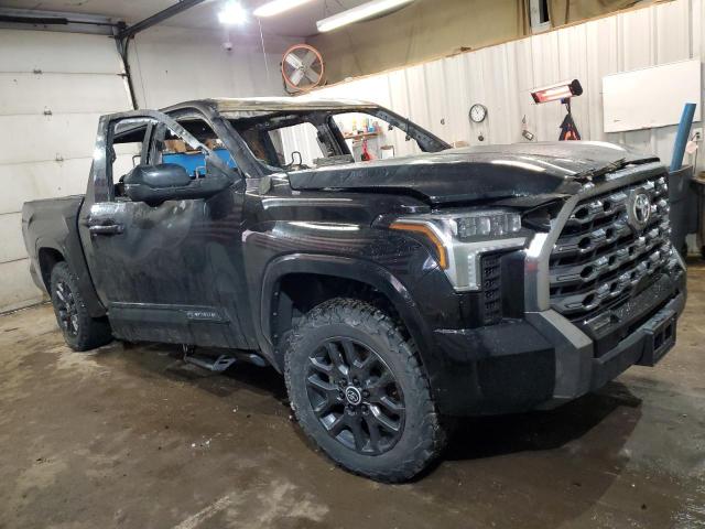 5TFNA5DB2RX199813 - 2024 TOYOTA TUNDRA CREWMAX PLATINUM შავი ფოტო 4