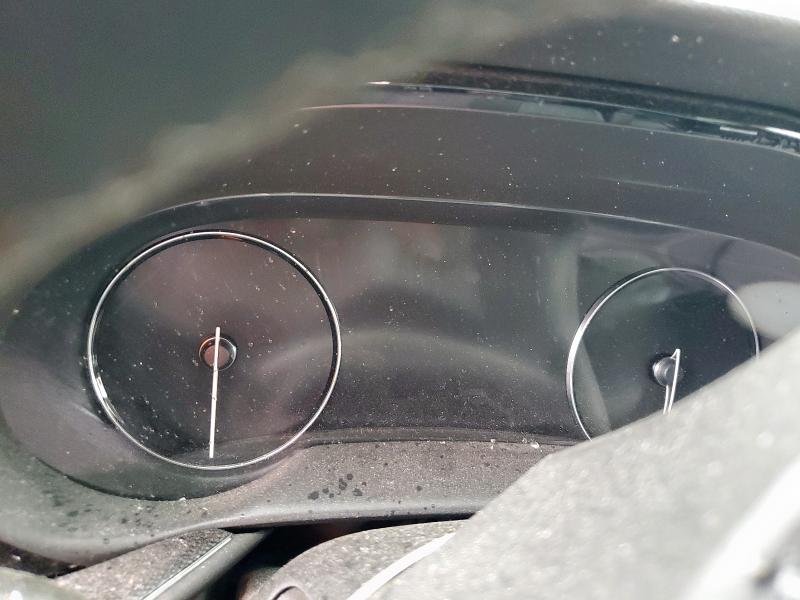 LRBAZLR42PD031320 - 2023 BUICK ENVISION PREFERRED WHITE photo 9