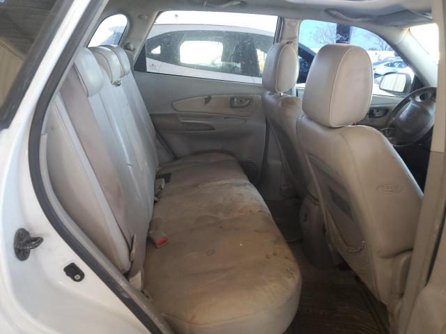 KM8JN12D95U085704 - 2005 HYUNDAI TUCSON GLS WHITE photo 11