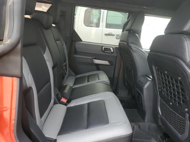 1FMDE5BH8PLB94008 - 2023 FORD BRONCO BASE RED photo 10