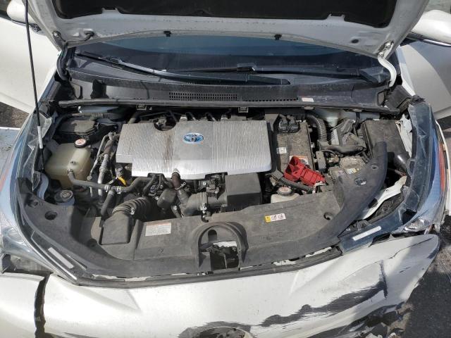 JTDKARFU7J3066176 - 2018 TOYOTA PRIUS WHITE photo 11