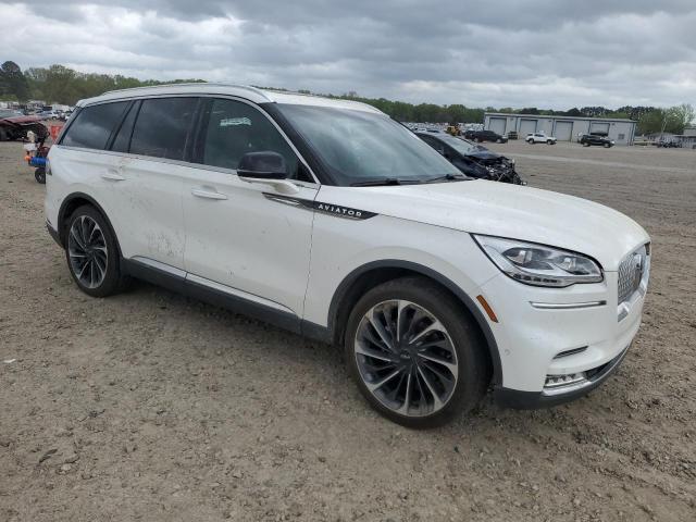 5LM5J7XC6LGL06877 - 2020 LINCOLN AVIATOR RESERVE 白色 照片 4