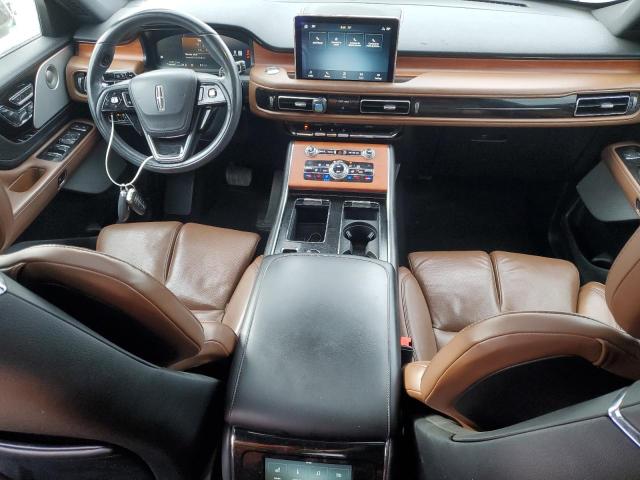 5LM5J7XC6LGL06877 - 2020 LINCOLN AVIATOR RESERVE 白色 照片 8