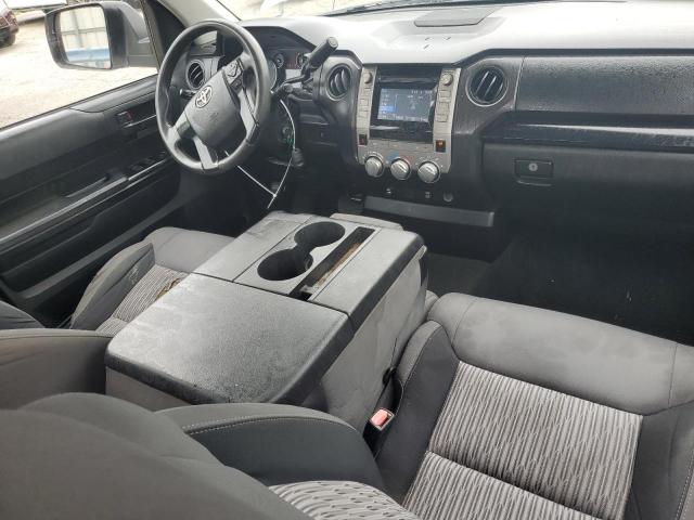 5TFRM5F14GX104520 - 2016 TOYOTA TUNDRA DOUBLE CAB SR/SR5 WHITE photo 8