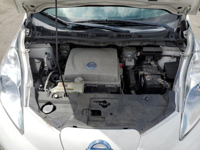 1N4AZ0CP7EC338624 - 2014 NISSAN LEAF S WHITE photo 11