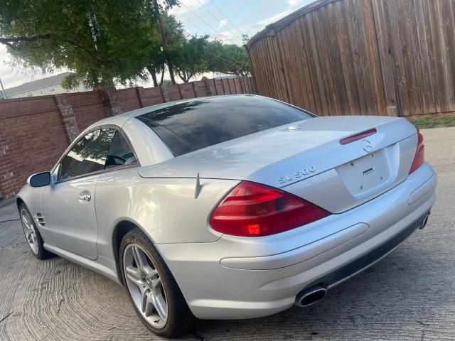 WDBSK75F86F115376 - 2006 MERCEDES-BENZ SL 500 SILVER photo 3