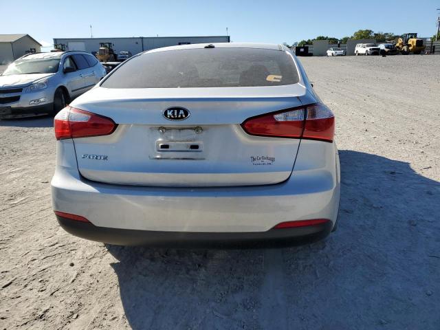 KNAFX4A64F5341958 - 2015 KIA FORTE LX SILVER photo 6