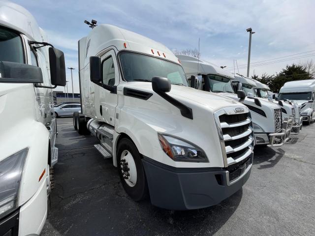 3AKJHHDV2KSKG5997 - 2019 FREIGHTLINER CASCADIA 1 WHITE photo 1