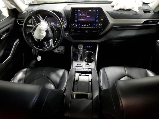 5TDGZRBH0NS181522 - 2022 TOYOTA HIGHLANDER XLE 银色 照片 8