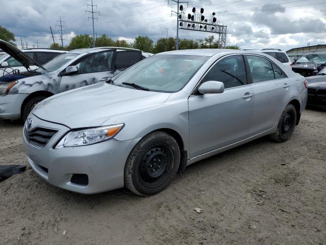 4T1BF3EK1AU037146 - 2010 TOYOTA CAMRY BASE SILVER photo 1