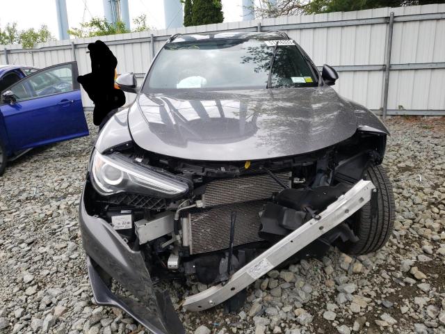 ZASPAKBN0K7C51456 - 2019 ALFA ROMEO STELVIO TI CHARCOAL photo 5