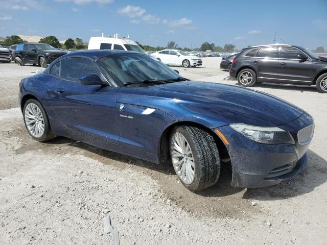 WBALM73549E164950 - 2009 BMW Z4 SDRIVE35I BLUE photo 4