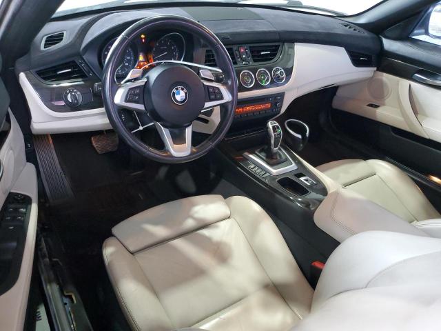 WBALM73549E164950 - 2009 BMW Z4 SDRIVE35I BLUE photo 8