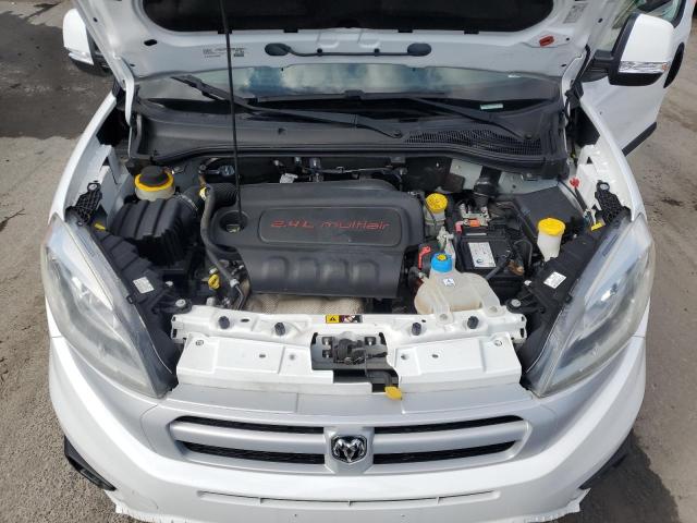 ZFBERFBT2G6B22569 - 2016 RAM PROMASTER SLT WHITE photo 12