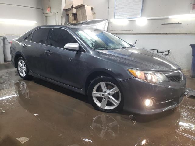 4T1BF1FK7CU046939 - 2012 TOYOTA CAMRY BASE Մոխրագույն լուսանկար 4