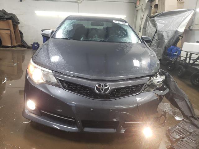 4T1BF1FK7CU046939 - 2012 TOYOTA CAMRY BASE Մոխրագույն լուսանկար 5