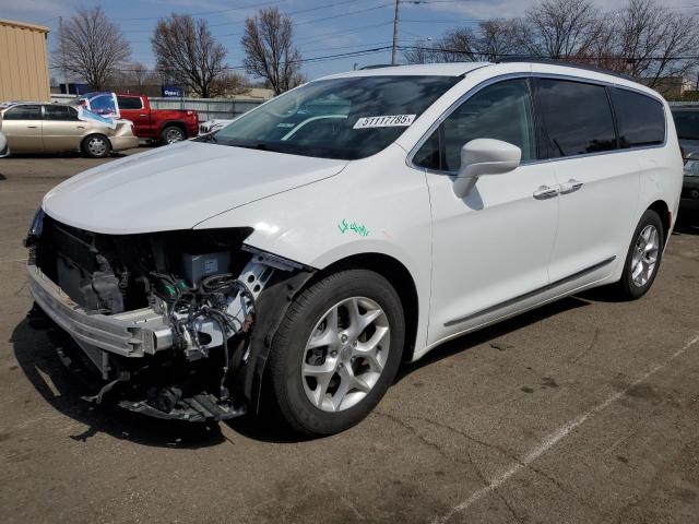 2C4RC1BG9HR826930 - 2017 CHRYSLER PACIFICA TOURING L WHITE photo 1