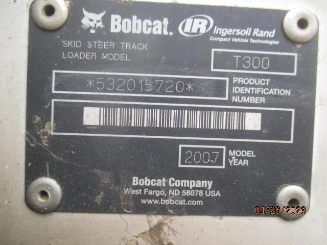 532015720 - 2007 BOBCAT T300 WHITE photo 10