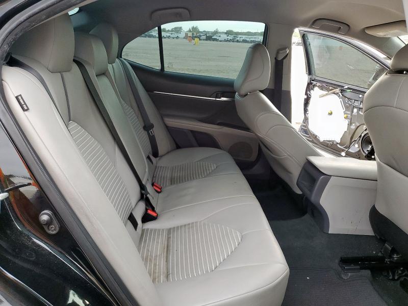 4T1G11AK9NU696323 - 2022 TOYOTA CAMRY SE BLACK photo 10