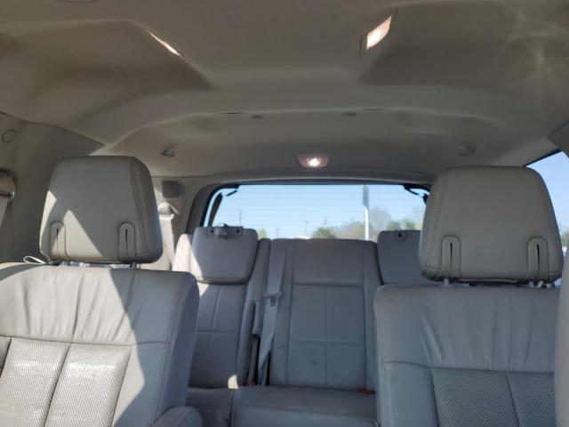 5LMJJ2J59DEL03304 - 2013 LINCOLN NAVIGATOR SILVER photo 10