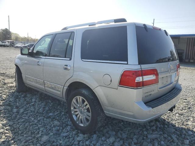 5LMJJ2J59DEL03304 - 2013 LINCOLN NAVIGATOR SILVER photo 2