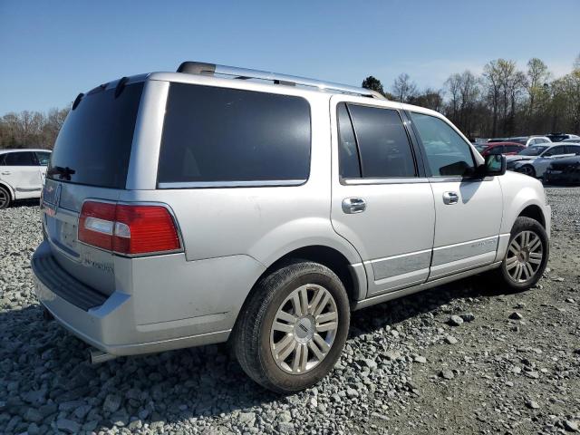 5LMJJ2J59DEL03304 - 2013 LINCOLN NAVIGATOR SILVER photo 3