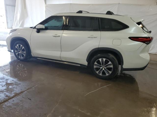 5TDGZRAHXMS067477 - 2021 TOYOTA HIGHLANDER XLE WHITE photo 2
