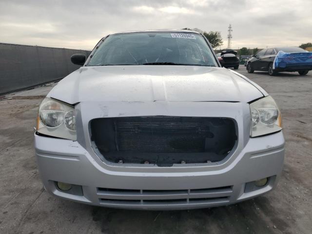 2D8GV58235H637844 - 2005 DODGE MAGNUM R/T Күміс фото 5