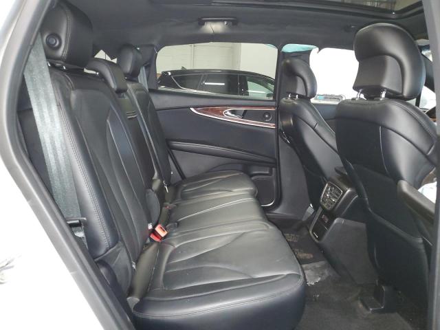 2LMPJ8LR7HBL51633 - 2017 LINCOLN MKX RESERVE Արծաթագույն լուսանկար 11