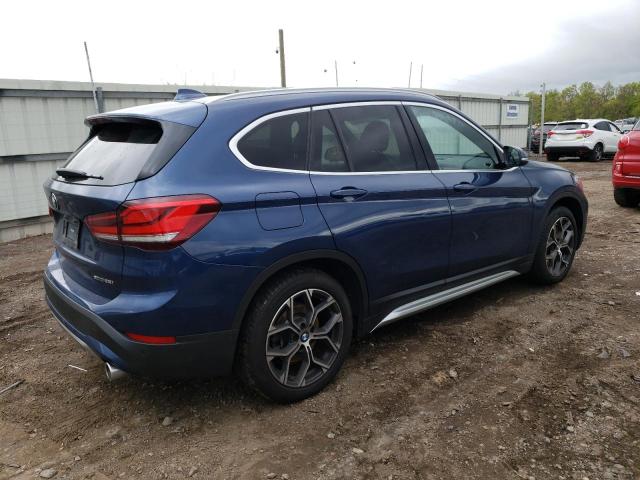 WBXJG9C08M3M74446 - 2021 BMW X1 XDRIVE28I BLUE photo 3