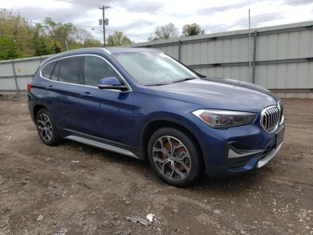 WBXJG9C08M3M74446 - 2021 BMW X1 XDRIVE28I BLUE photo 4