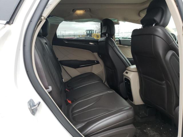 5LMTJ3DH6HUL53805 - 2017 LINCOLN MKC RESERVE WHITE photo 10
