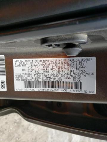 3TMJU4GN6BM117549 - 2011 TOYOTA TACOMA DOUBLE CAB PRERUNNER GRAY photo 12