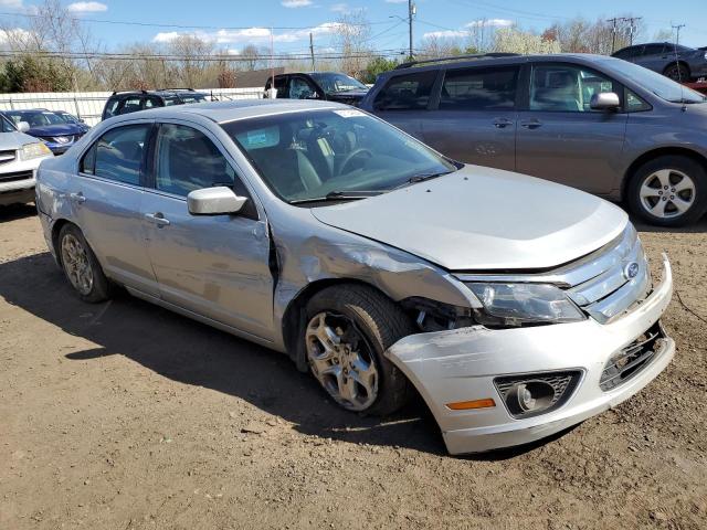 3FAHP0HA4AR413834 - 2010 FORD FUSION SE SILVER photo 4