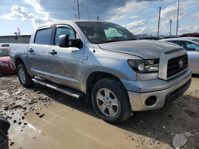 5TBDT54197S454269 - 2007 TOYOTA TUNDRA CREWMAX SR5 GRAY photo 4