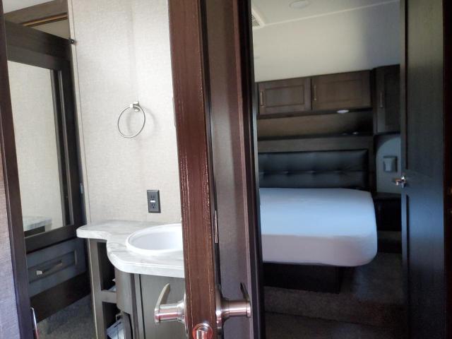 573FR3820M9912578 - 2021 GRAN REFLECTION WHITE photo 5