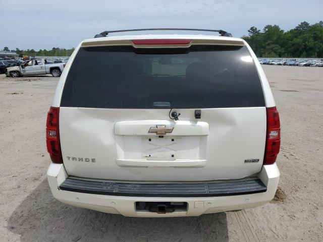 1GNFC13098R219380 - 2008 CHEVROLET TAHOE C1500 WHITE photo 6