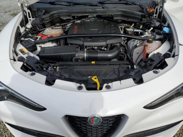 ZASPAKBN9L7C91150 - 2020 ALFA ROMEO STELVIO TI WHITE photo 11