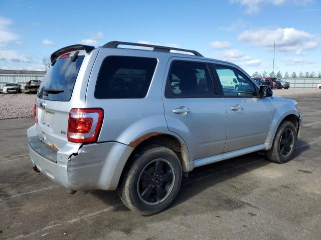 1FMCU9DG0BKC37863 - 2011 FORD ESCAPE XLT SILVER photo 3