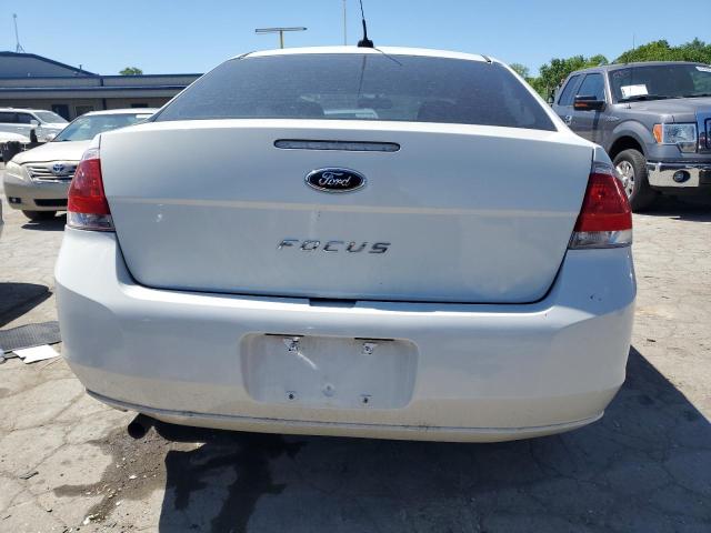 1FAHP3EN3AW107262 - 2010 FORD FOCUS S WHITE photo 6