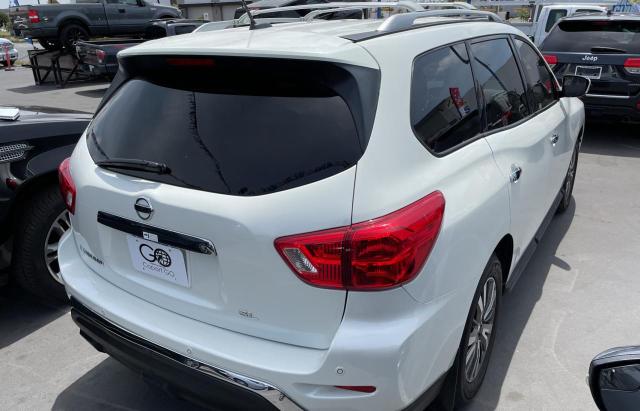 5N1DR2MN8HC610937 - 2017 NISSAN PATHFINDER S თეთრი ფოტო 4