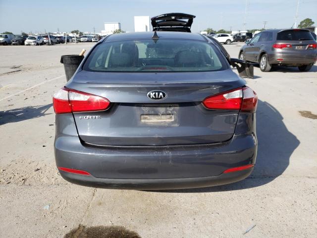 KNAFK4A67G5606792 - 2016 KIA FORTE LX GRAY photo 6