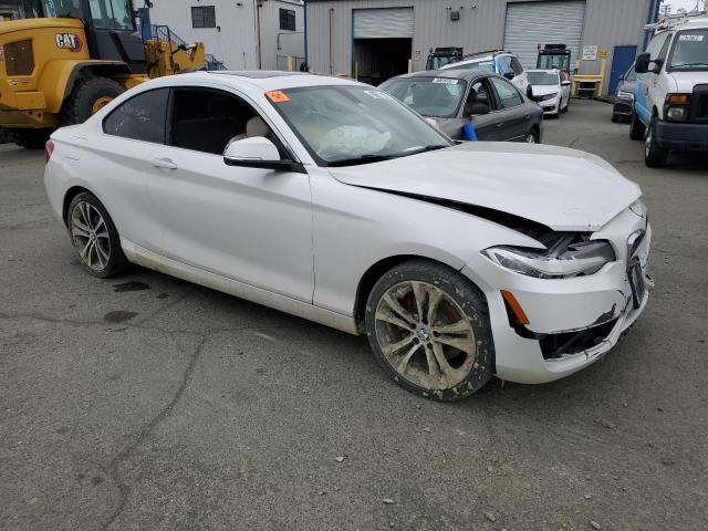 WBA1F9C57GV545699 - 2016 BMW 228 I SULEV WHITE photo 4
