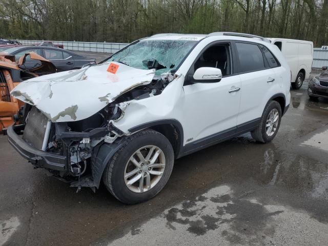 5XYKTCA60FG639955 - 2015 KIA SORENTO LX WHITE photo 1