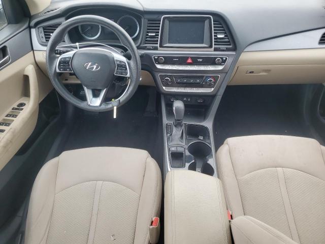 5NPE24AF1KH752984 - 2019 HYUNDAI SONATA SE WHITE photo 8