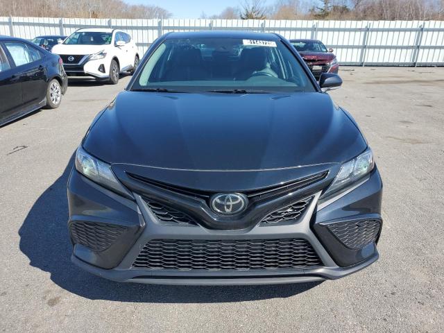 4T1G11AK5PU750767 - 2023 TOYOTA CAMRY SE NIGHT SHADE BLACK photo 5