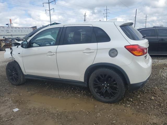 JA4AR3AU4HZ045358 - 2017 MITSUBISHI OUTLANDER ES Սպիտակ լուսանկար 2